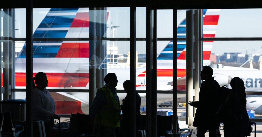 American Airlines pilots endorse a contract offering big increases